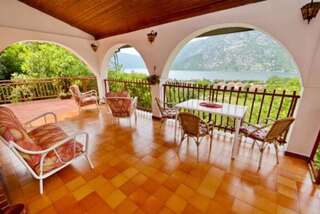 Апартаменты Aneta Apartments Рисан-3